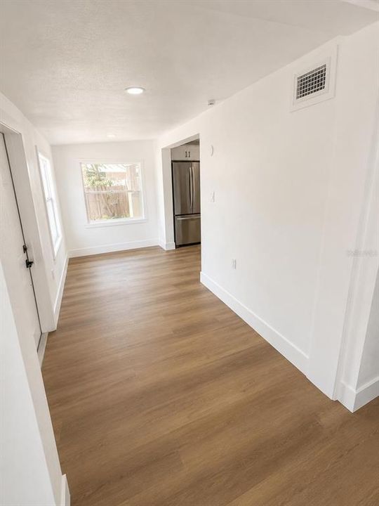 For Sale: $240,000 (2 beds, 2 baths, 1020 Square Feet)