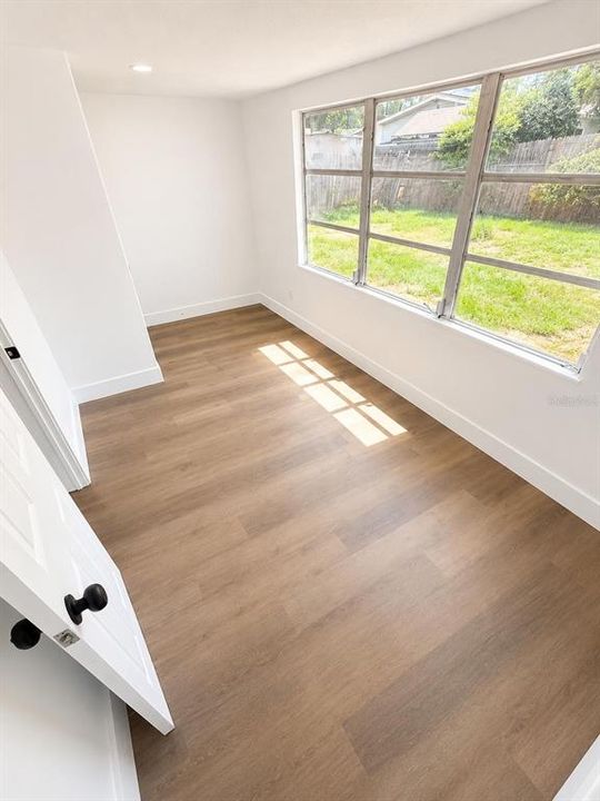 For Sale: $240,000 (2 beds, 2 baths, 1020 Square Feet)