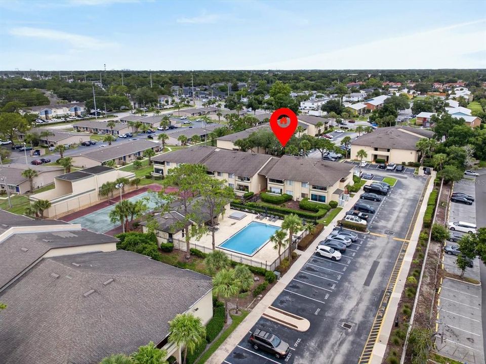For Sale: $139,999 (1 beds, 1 baths, 742 Square Feet)