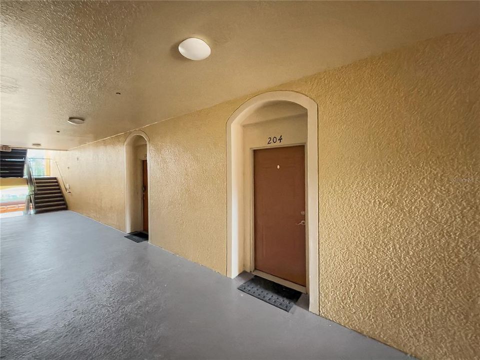 For Sale: $239,000 (3 beds, 2 baths, 1408 Square Feet)