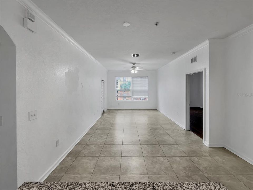 For Sale: $239,000 (3 beds, 2 baths, 1408 Square Feet)