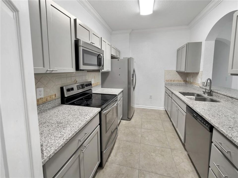 For Sale: $239,000 (3 beds, 2 baths, 1408 Square Feet)