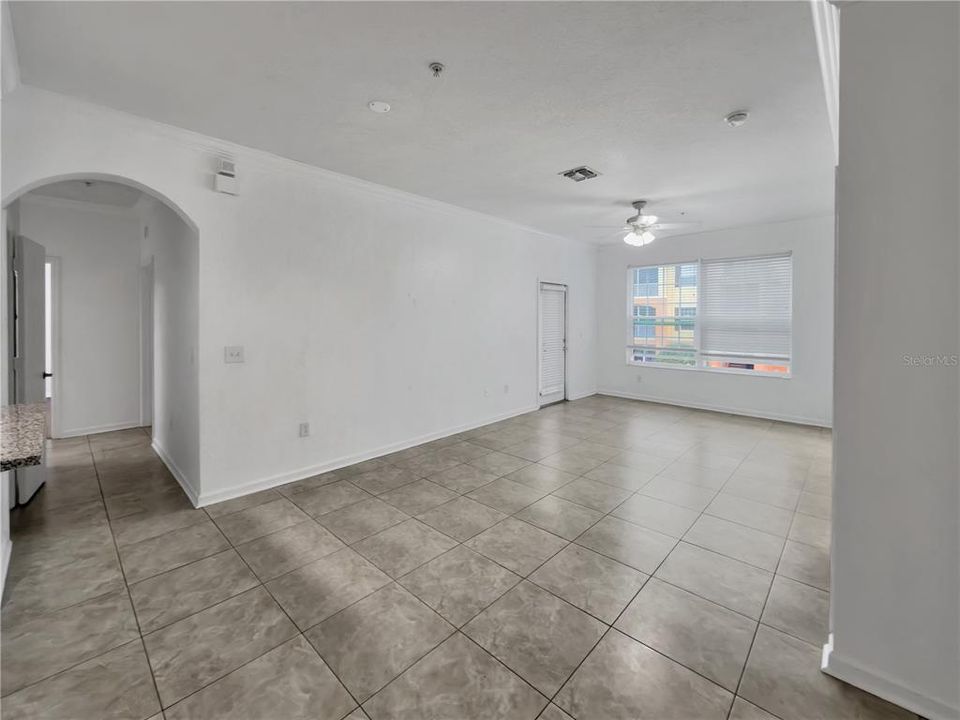 For Sale: $239,000 (3 beds, 2 baths, 1408 Square Feet)