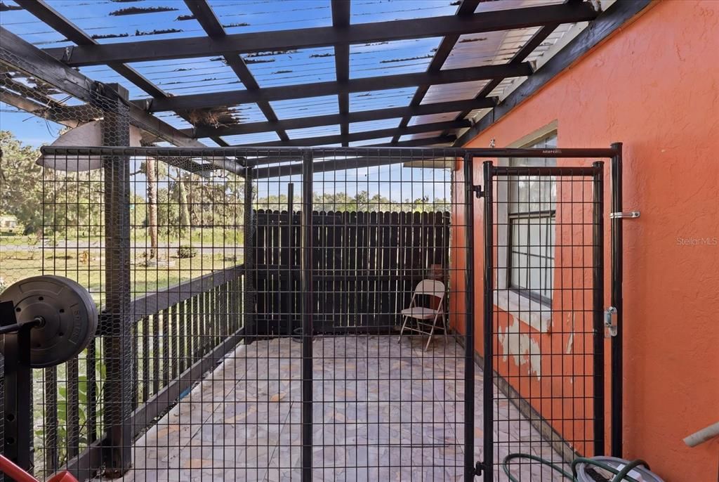 На продажу: $349,500 (4 спален, 2 ванн, 1675 Квадратных фут)