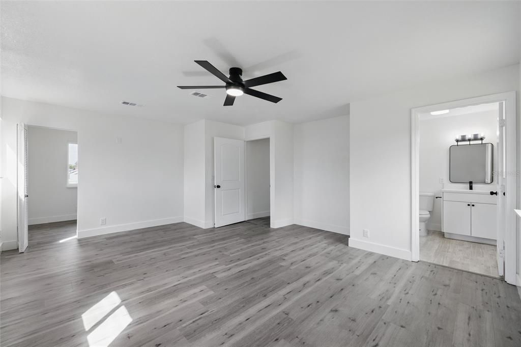 For Sale: $519,000 (3 beds, 2 baths, 1432 Square Feet)