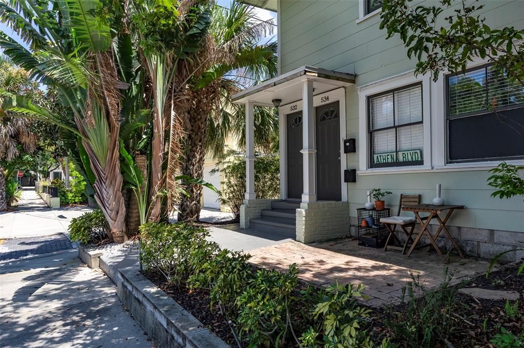 For Sale: $1,100,000 (7 beds, 0 baths, 3077 Square Feet)