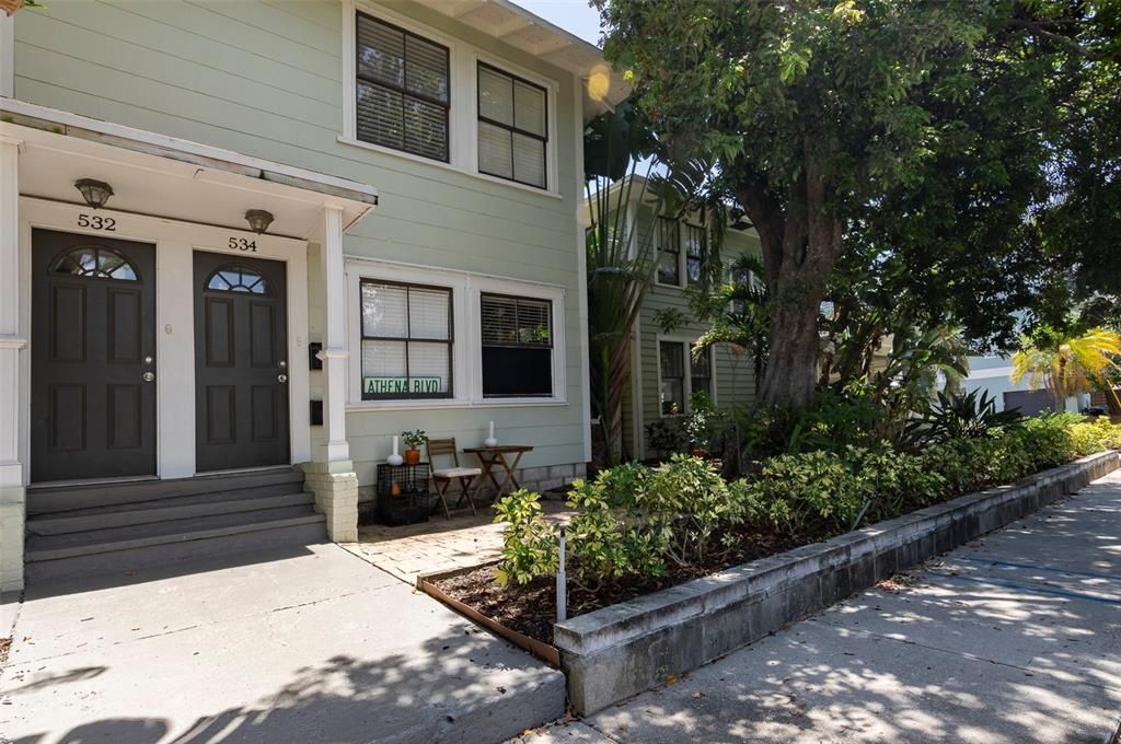 For Sale: $1,100,000 (7 beds, 0 baths, 3077 Square Feet)