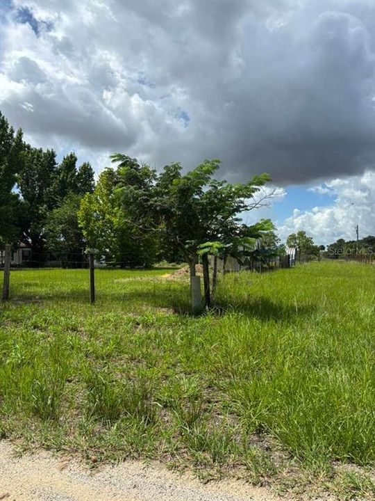 待售: $850,000 (10.00 acres)