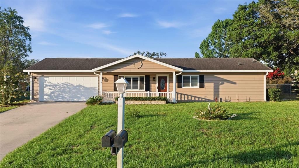 For Sale: $225,000 (2 beds, 2 baths, 1008 Square Feet)