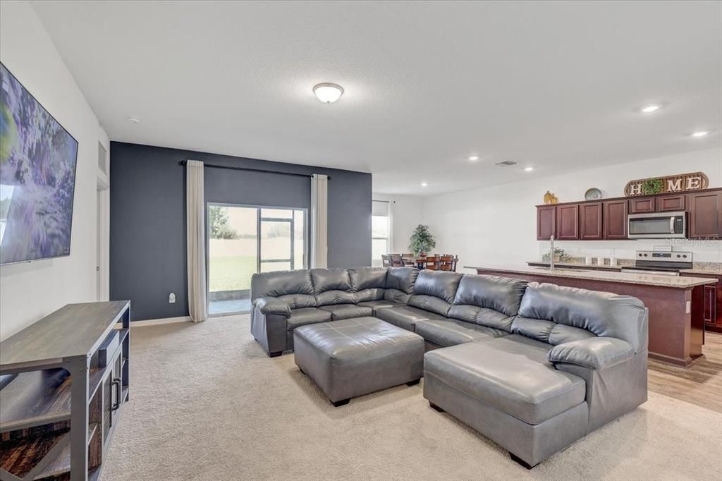 For Sale: $429,900 (4 beds, 3 baths, 2160 Square Feet)