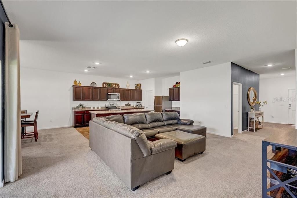 For Sale: $429,900 (4 beds, 3 baths, 2160 Square Feet)