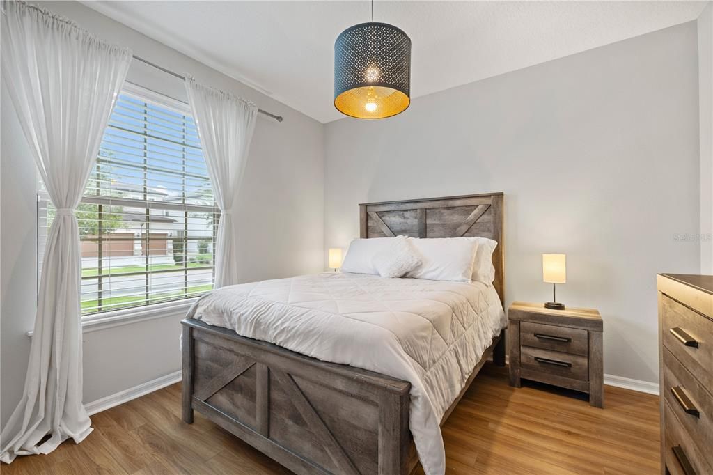 For Sale: $1,090,000 (5 beds, 4 baths, 3291 Square Feet)