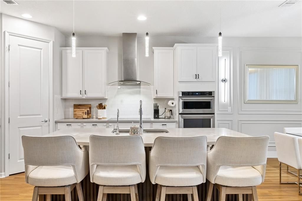 For Sale: $1,090,000 (5 beds, 4 baths, 3291 Square Feet)