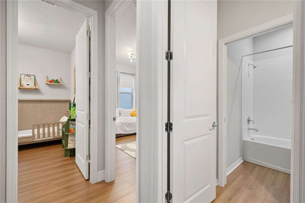 For Sale: $1,090,000 (5 beds, 4 baths, 3291 Square Feet)