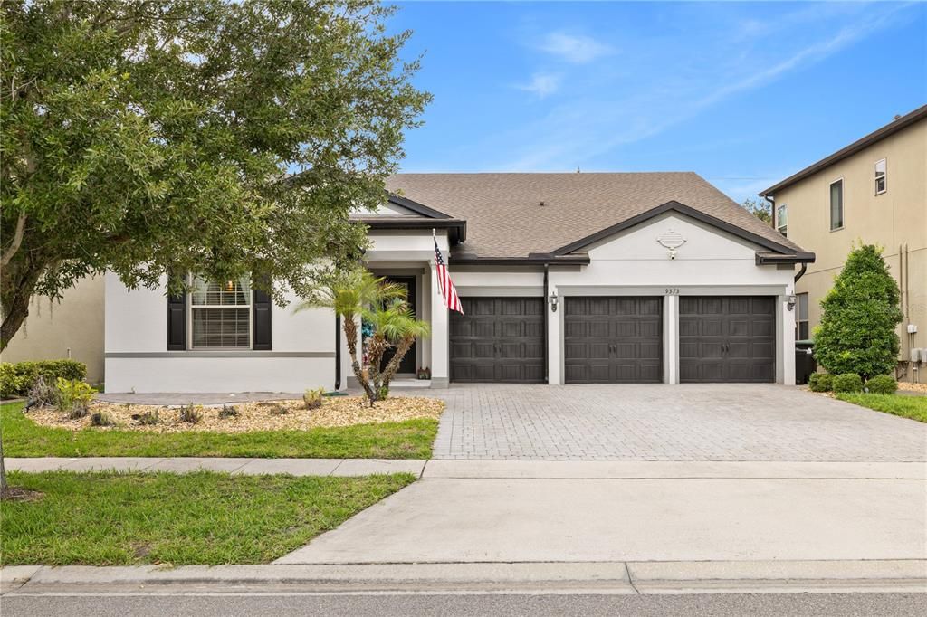 For Sale: $1,090,000 (5 beds, 4 baths, 3291 Square Feet)