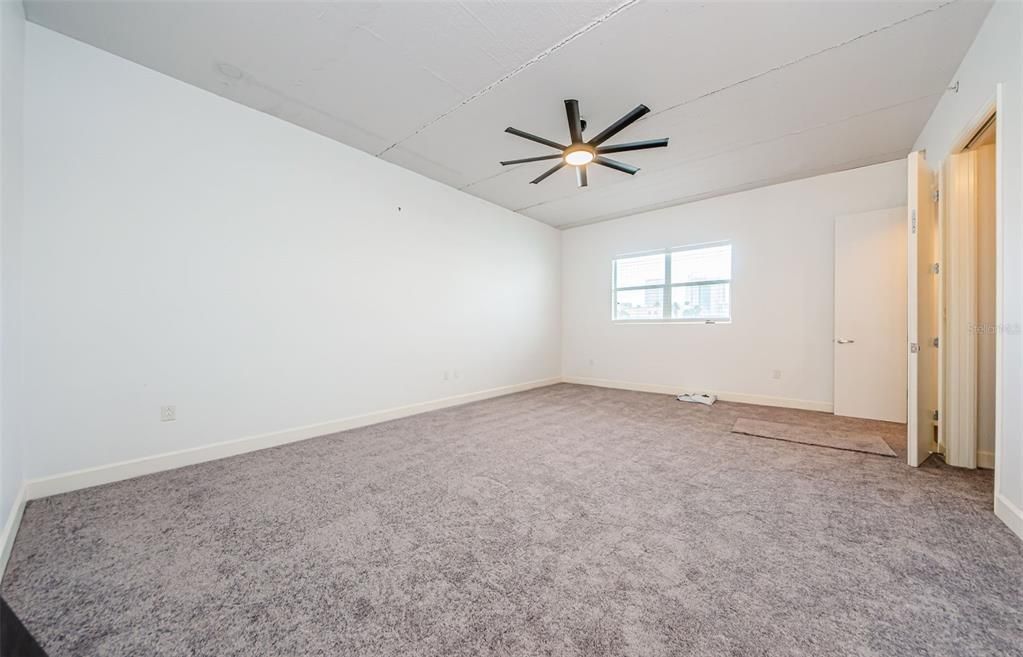 For Rent: $4,500 (2 beds, 2 baths, 2100 Square Feet)