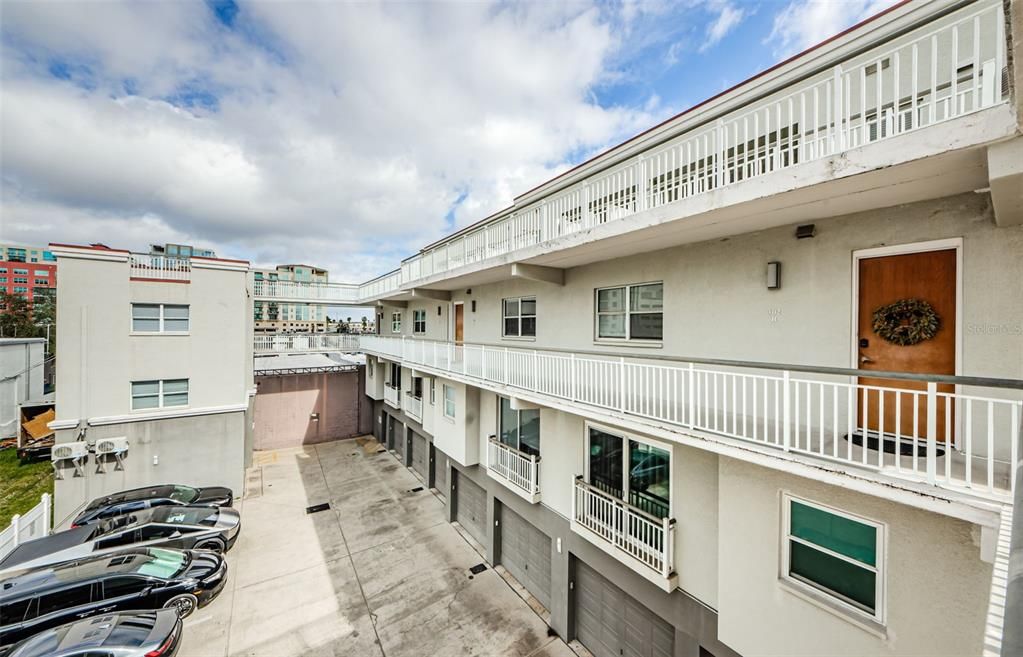 For Rent: $4,500 (2 beds, 2 baths, 2100 Square Feet)