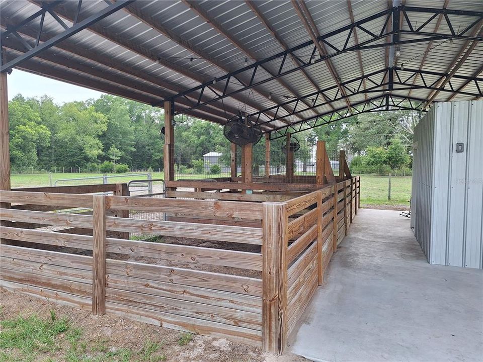 For Sale: $349,000 (3 beds, 2 baths, 1800 Square Feet)
