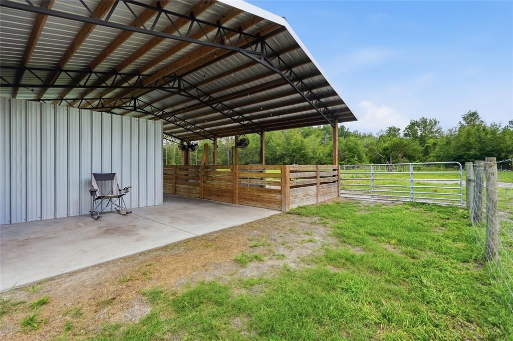 For Sale: $349,000 (3 beds, 2 baths, 1800 Square Feet)