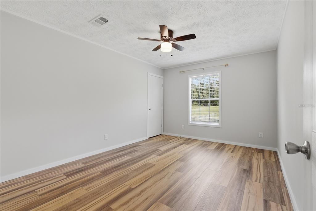 For Sale: $349,000 (3 beds, 2 baths, 1800 Square Feet)