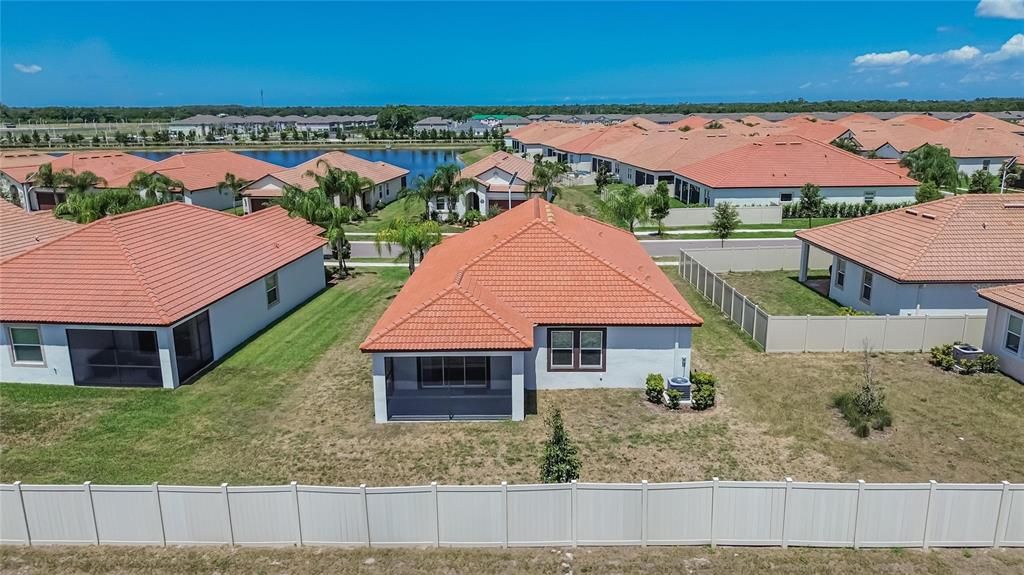 На продажу: $349,000 (2 спален, 2 ванн, 1761 Квадратных фут)
