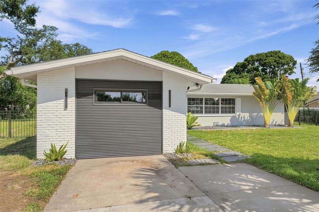 En Venta: $749,000 (3 camas, 2 baños, 1610 Pies cuadrados)