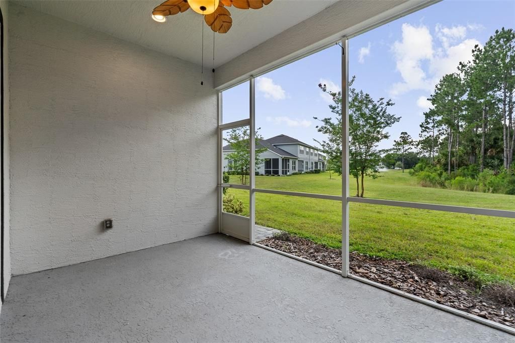 For Sale: $398,900 (3 beds, 3 baths, 2137 Square Feet)