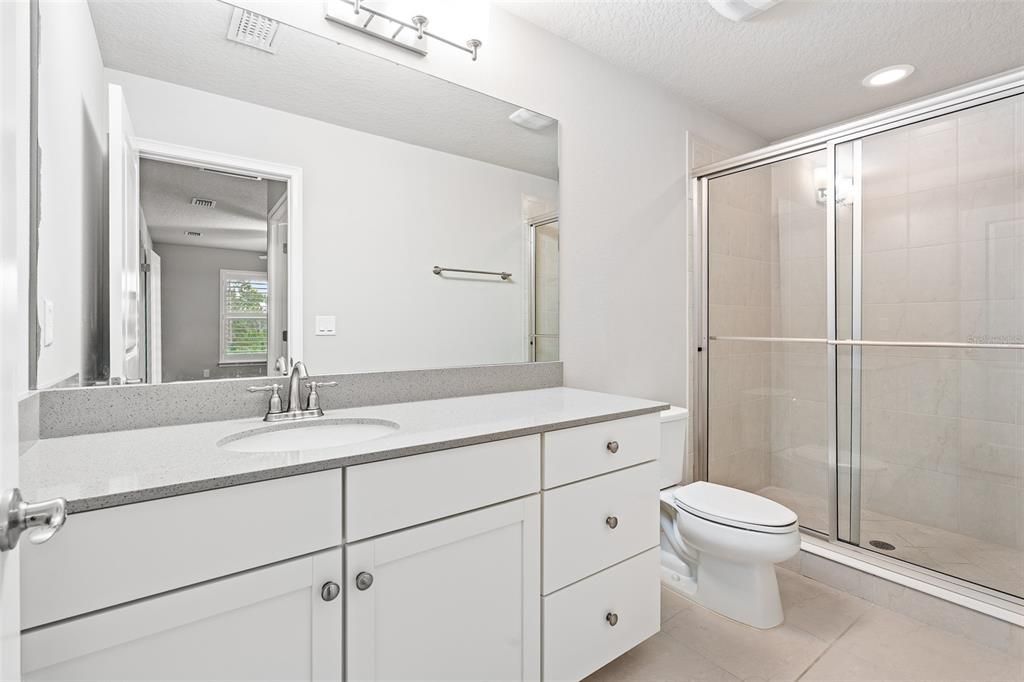 For Sale: $398,900 (3 beds, 3 baths, 2137 Square Feet)