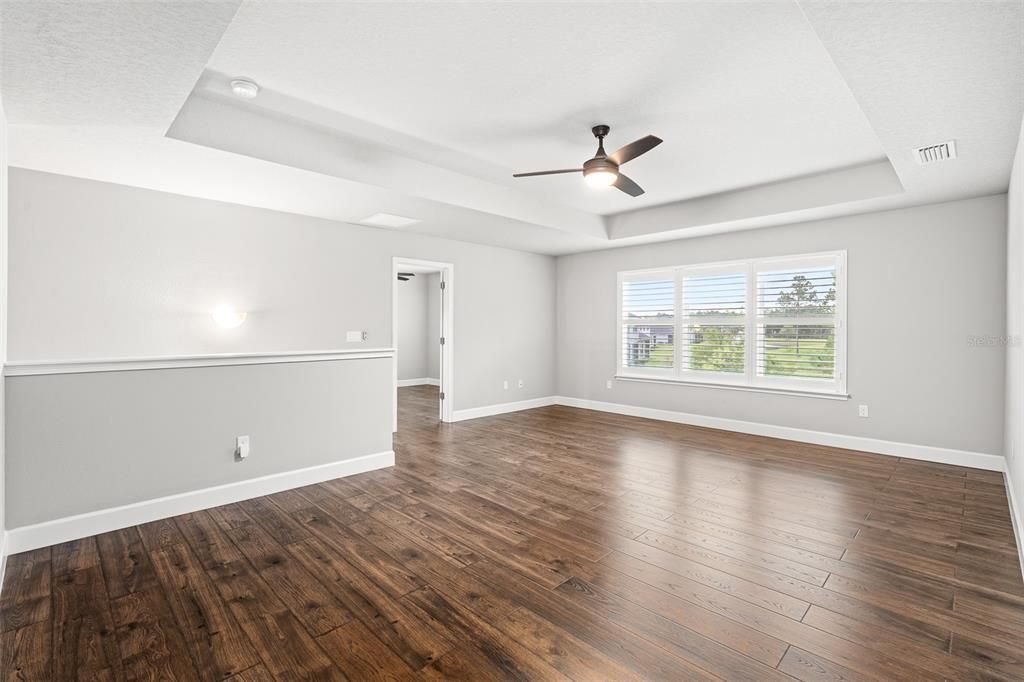 For Sale: $398,900 (3 beds, 3 baths, 2137 Square Feet)