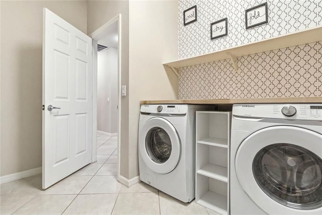 В аренду: $3,300 (4 спален, 2 ванн, 2944 Квадратных фут)