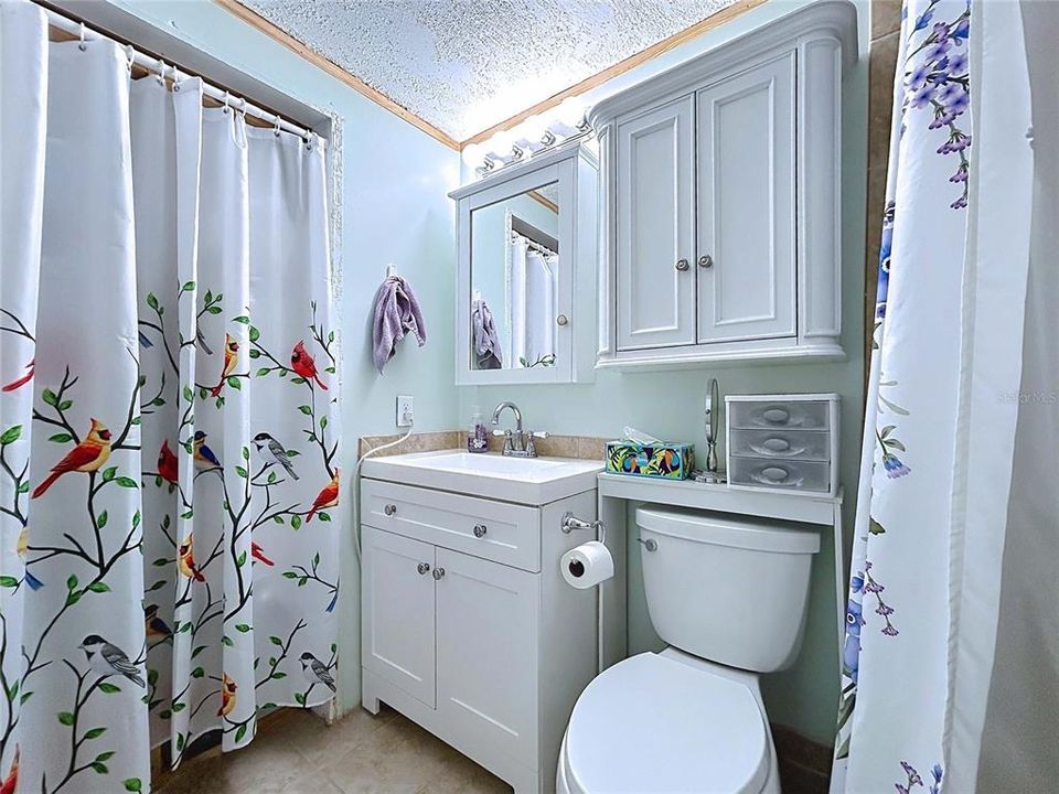 For Sale: $424,990 (3 beds, 2 baths, 1711 Square Feet)