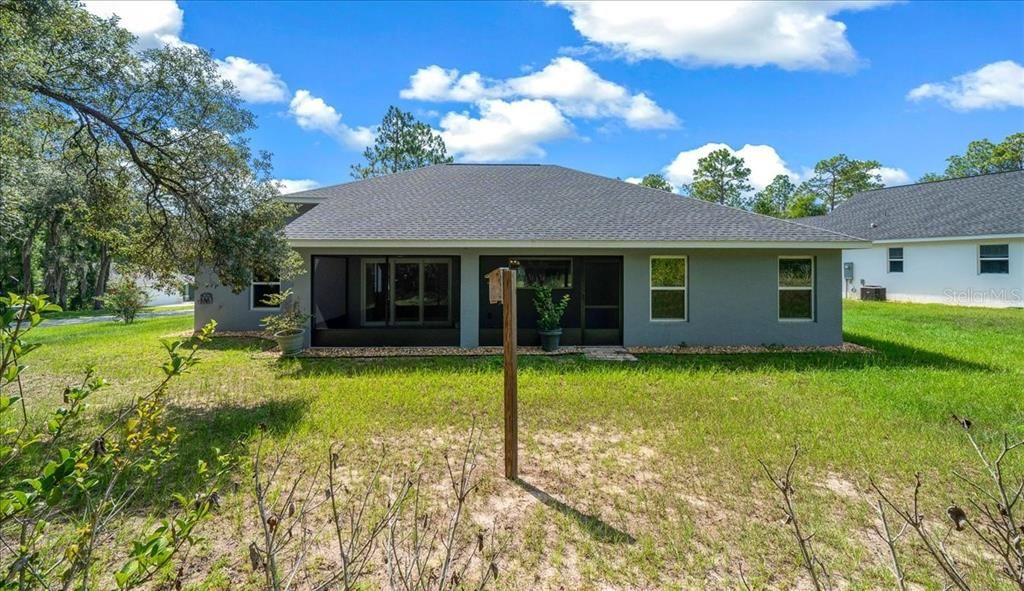En Venta: $385,000 (3 camas, 2 baños, 1976 Pies cuadrados)