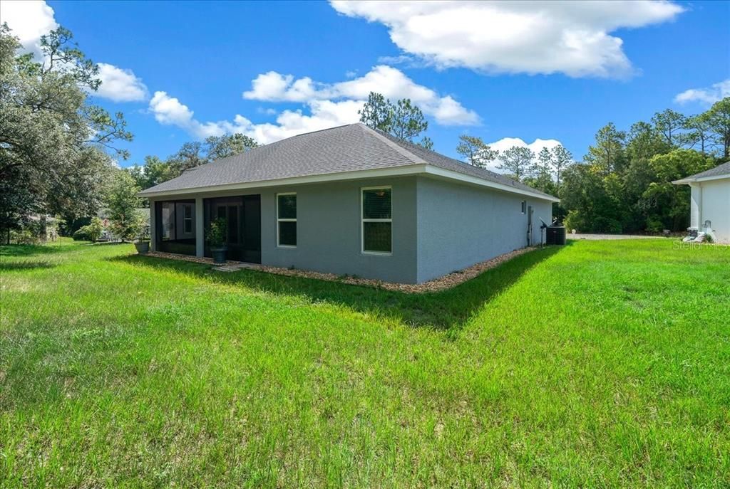 En Venta: $385,000 (3 camas, 2 baños, 1976 Pies cuadrados)
