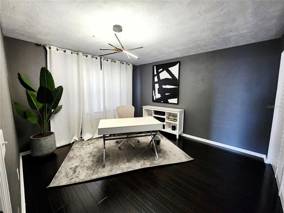 For Sale: $260,000 (2 beds, 2 baths, 1050 Square Feet)