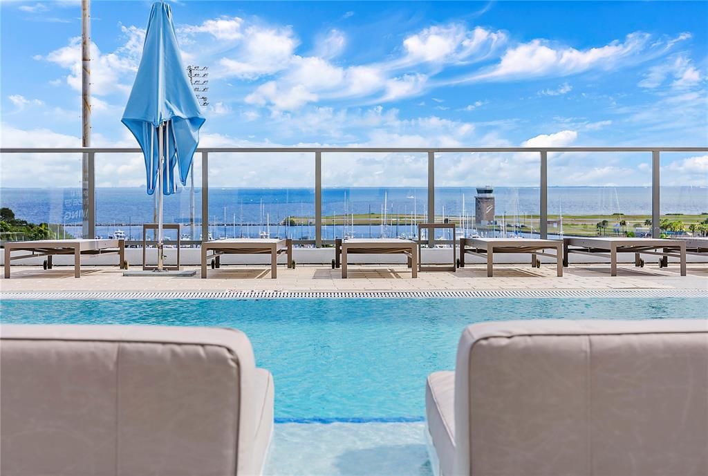 For Rent: $8,000 (2 beds, 3 baths, 2172 Square Feet)