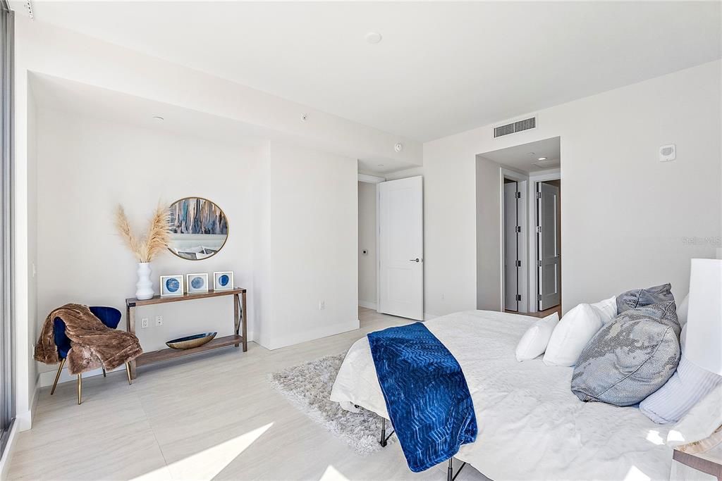 For Rent: $8,000 (2 beds, 3 baths, 2172 Square Feet)