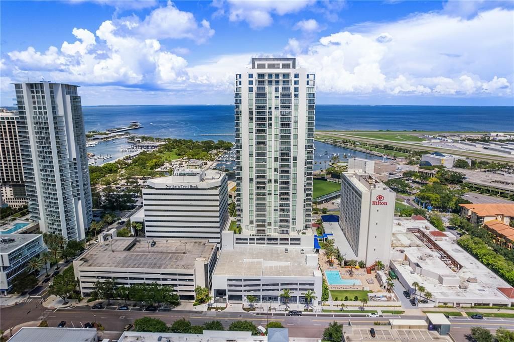 For Rent: $8,000 (2 beds, 3 baths, 2172 Square Feet)