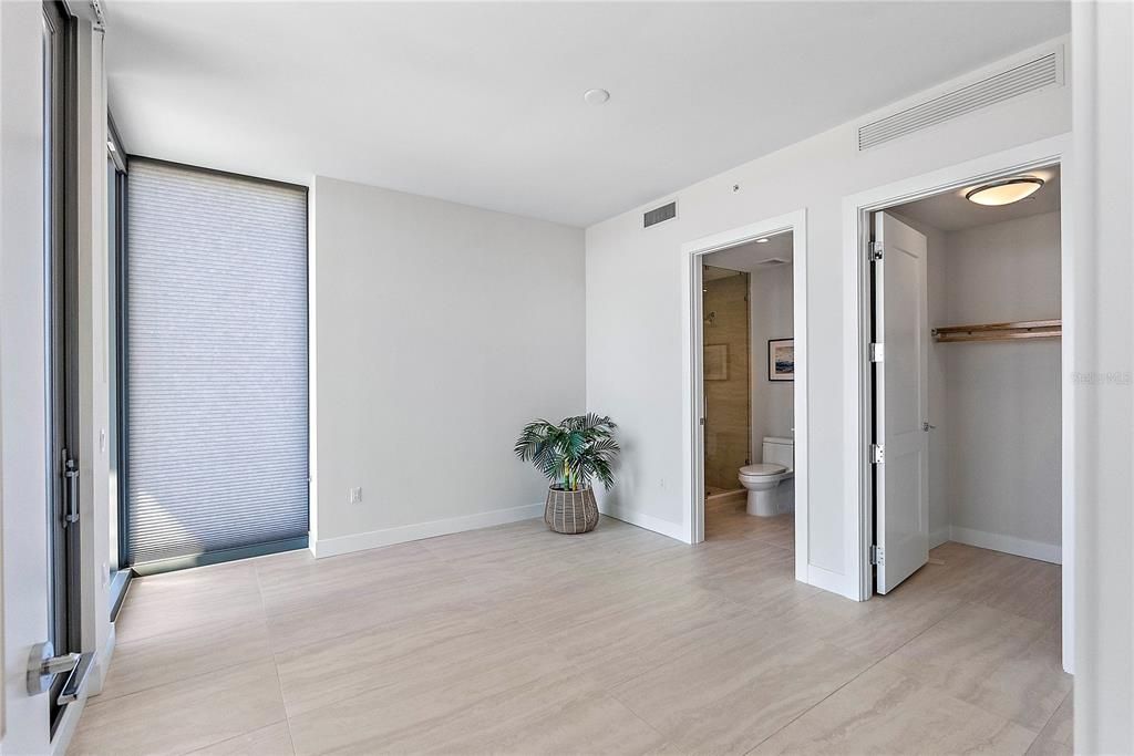 For Rent: $8,000 (2 beds, 3 baths, 2172 Square Feet)