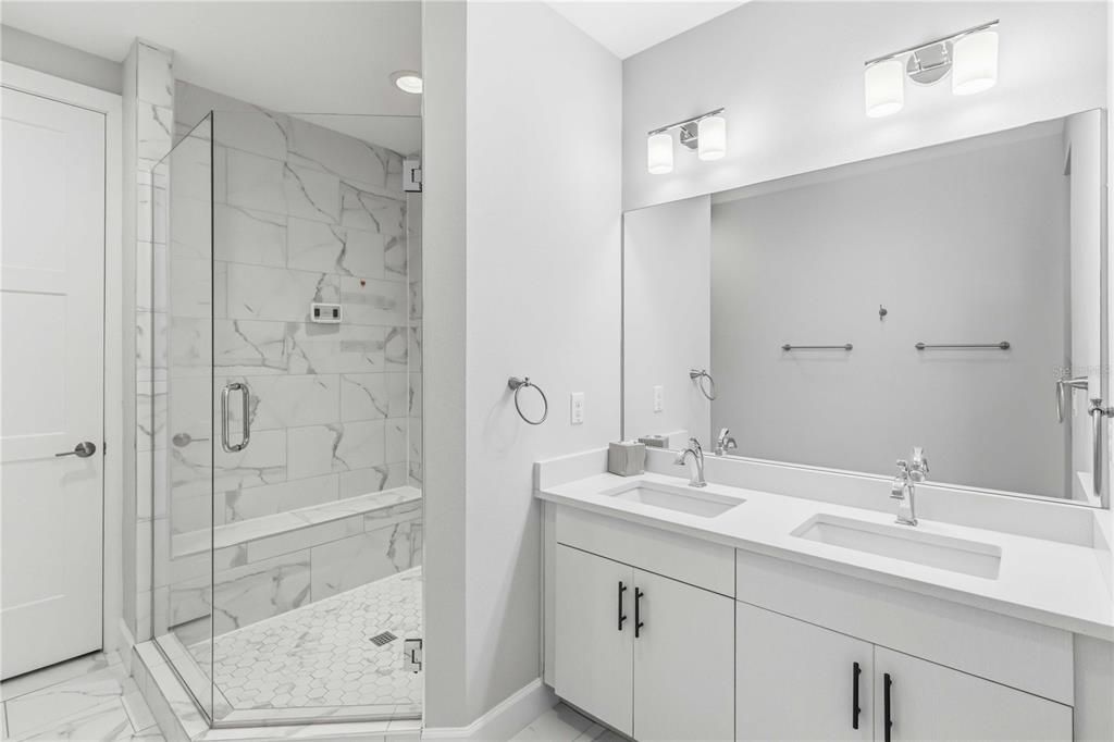 For Rent: $5,000 (3 beds, 2 baths, 1697 Square Feet)