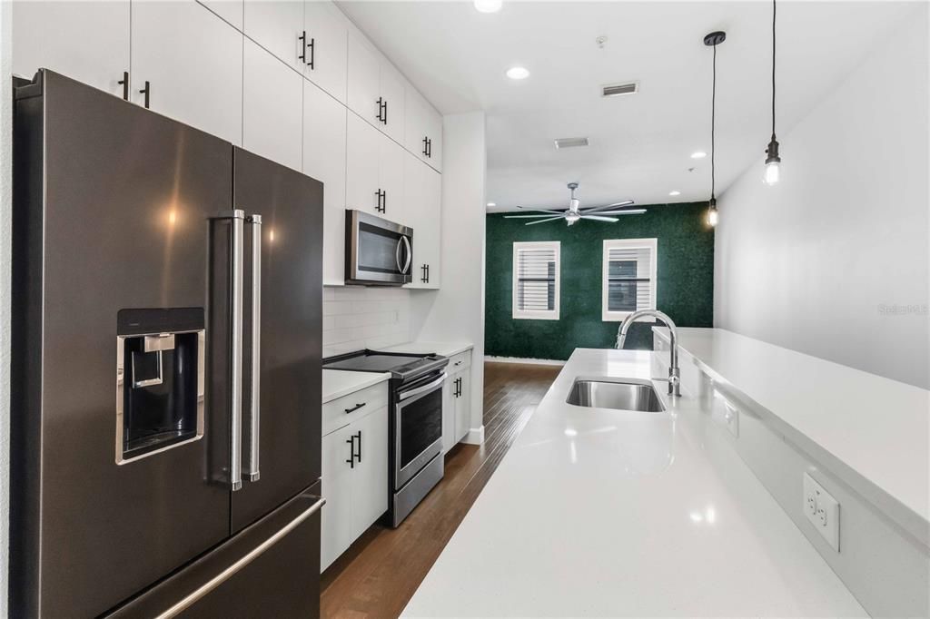 For Rent: $5,000 (3 beds, 2 baths, 1697 Square Feet)
