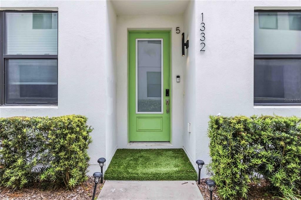 For Rent: $5,000 (3 beds, 2 baths, 1697 Square Feet)