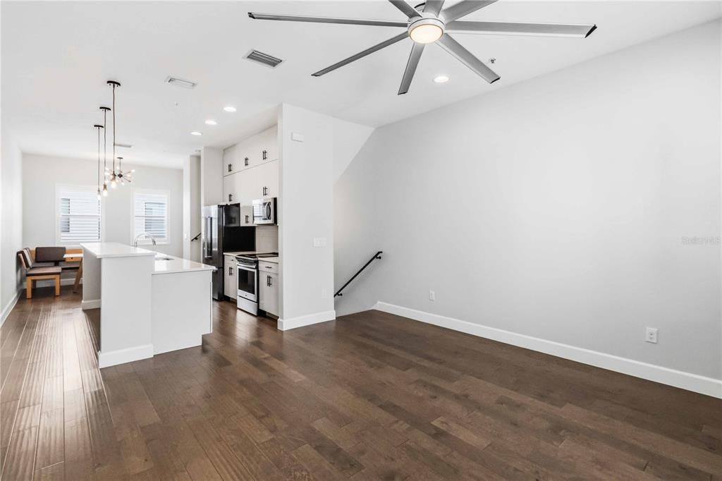 For Rent: $5,000 (3 beds, 2 baths, 1697 Square Feet)