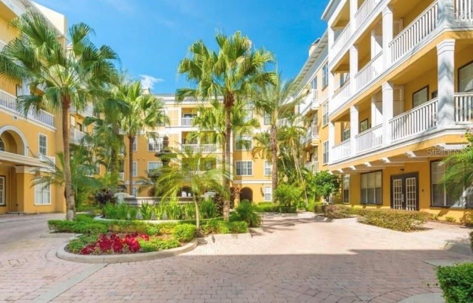 For Rent: $1,300 (0 beds, 1 baths, 411 Square Feet)