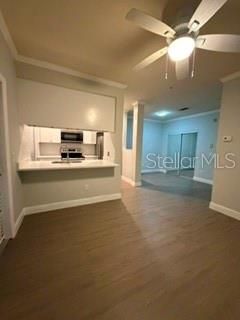 For Rent: $1,300 (0 beds, 1 baths, 411 Square Feet)