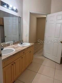 For Rent: $1,400 (1 beds, 1 baths, 782 Square Feet)