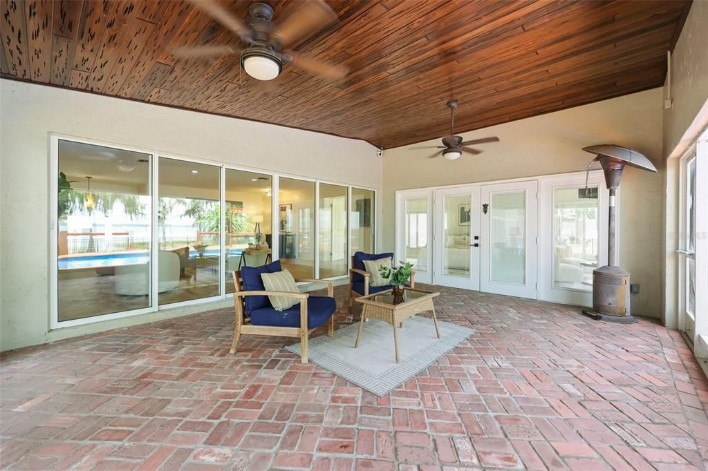 For Sale: $785,000 (4 beds, 2 baths, 2151 Square Feet)