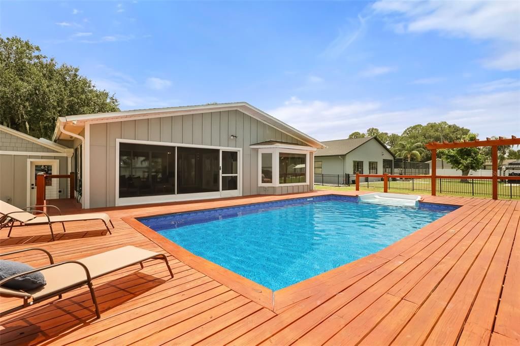 For Sale: $785,000 (4 beds, 2 baths, 2151 Square Feet)