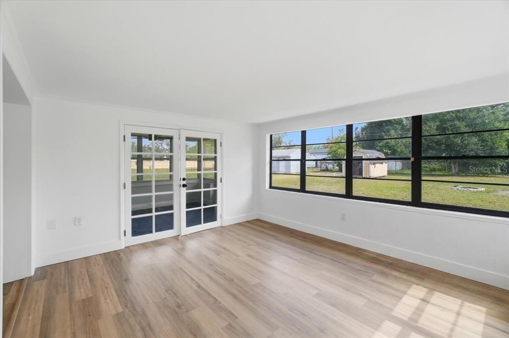 En Venta: $279,900 (3 camas, 2 baños, 1528 Pies cuadrados)