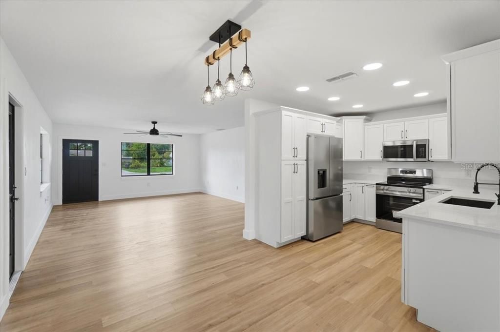 En Venta: $279,900 (3 camas, 2 baños, 1528 Pies cuadrados)
