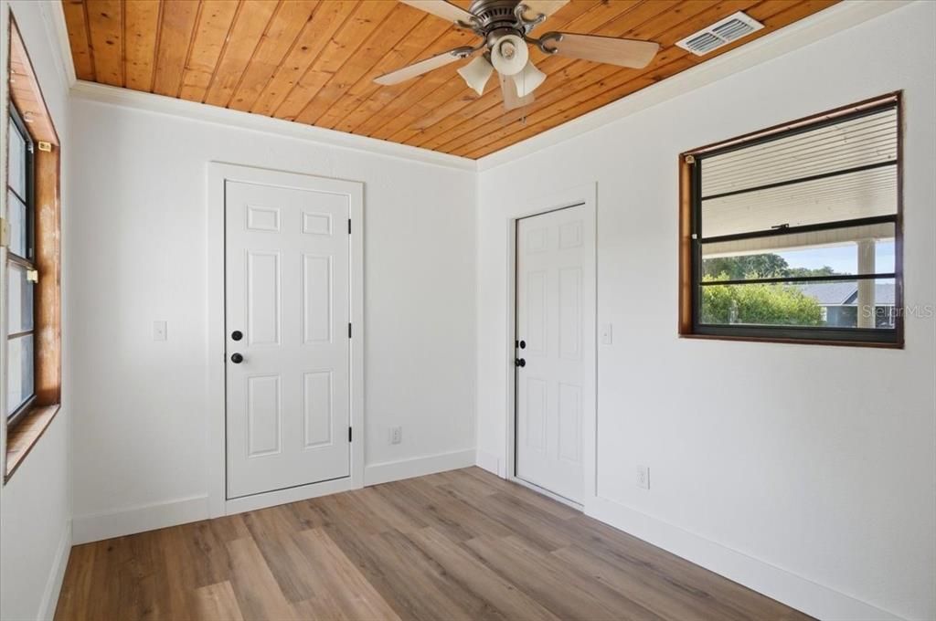 En Venta: $279,900 (3 camas, 2 baños, 1528 Pies cuadrados)